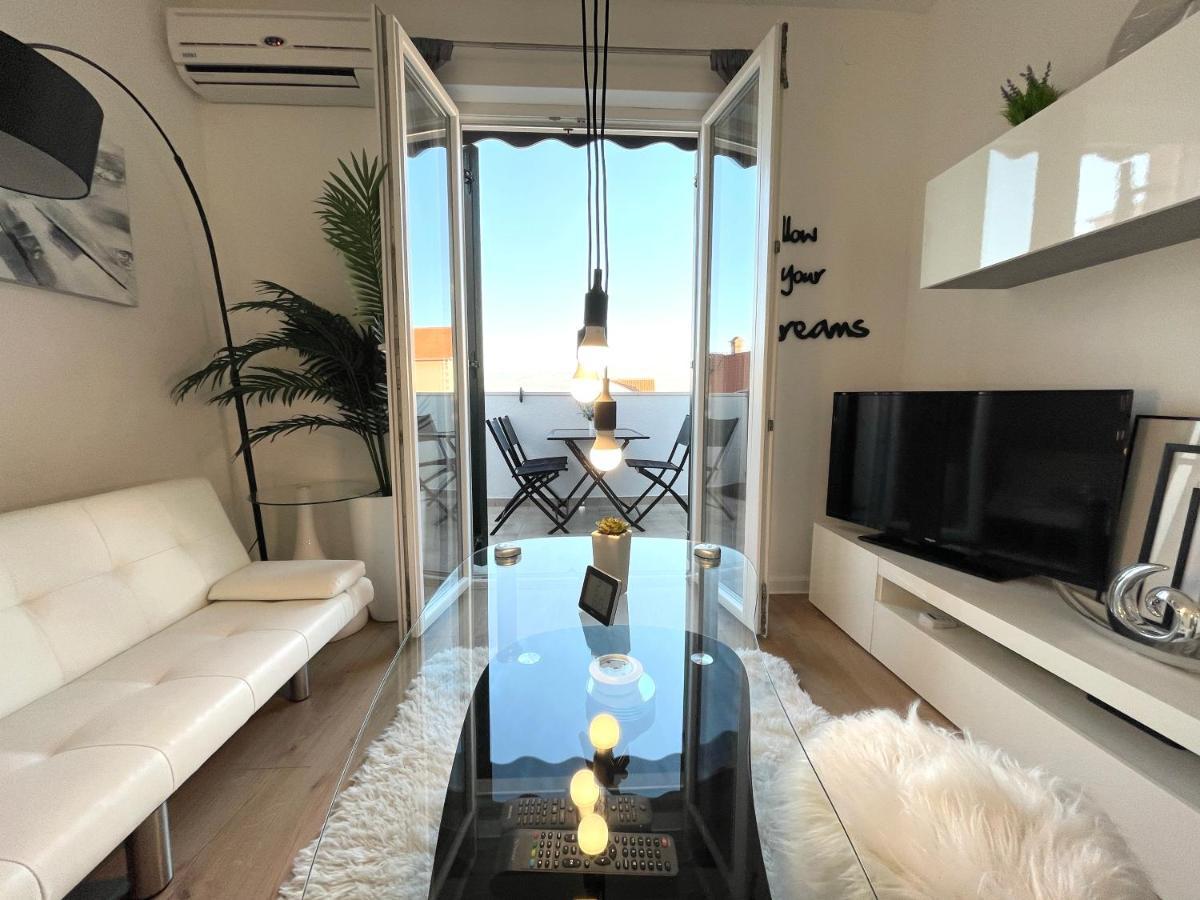 Apartment New Chic スペタル エクステリア 写真