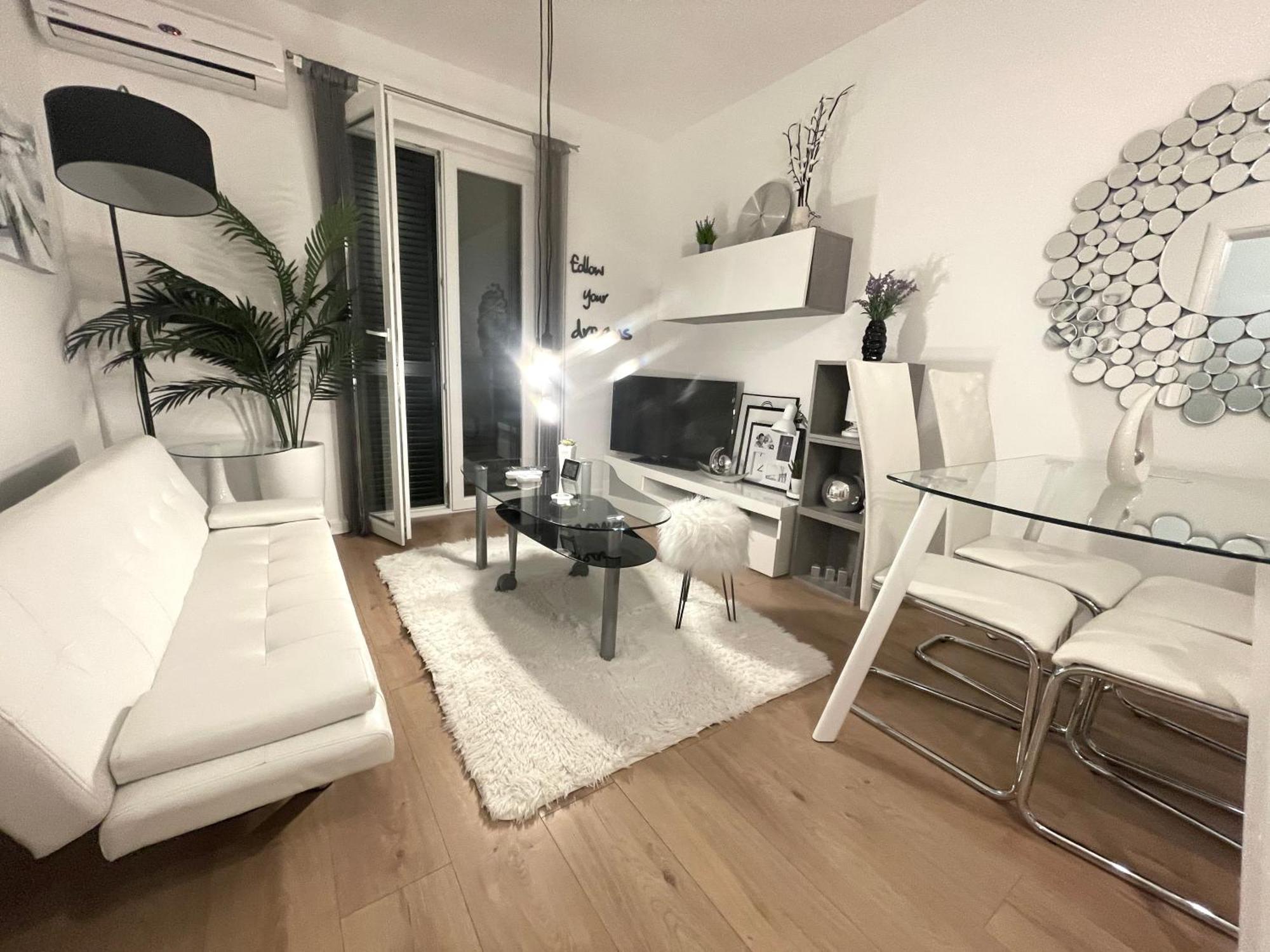 Apartment New Chic スペタル エクステリア 写真