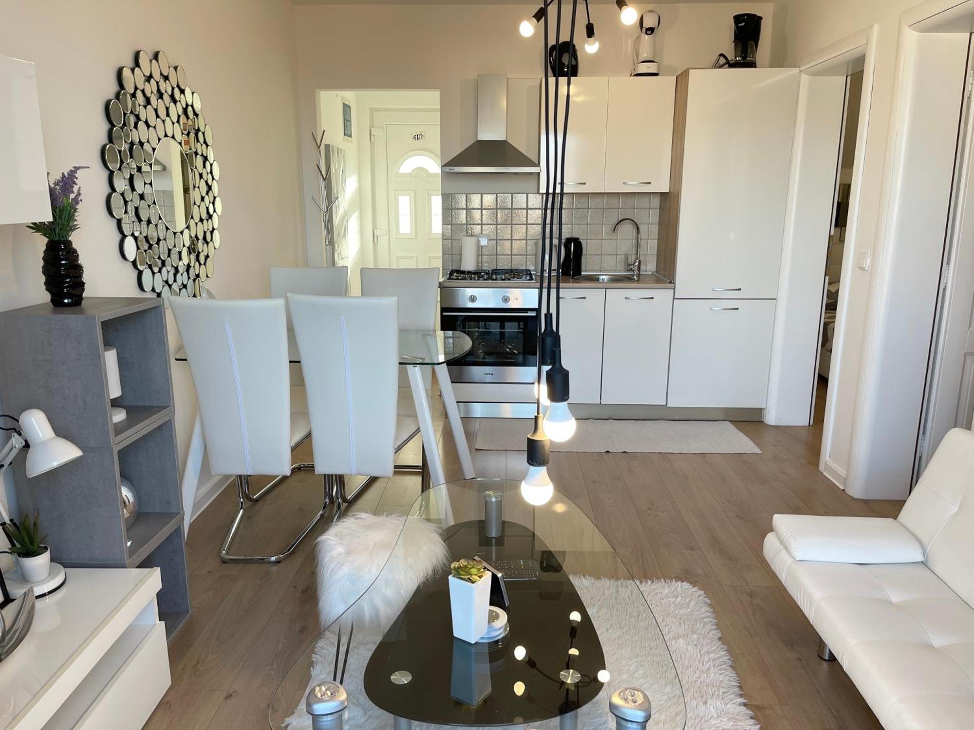 Apartment New Chic スペタル エクステリア 写真