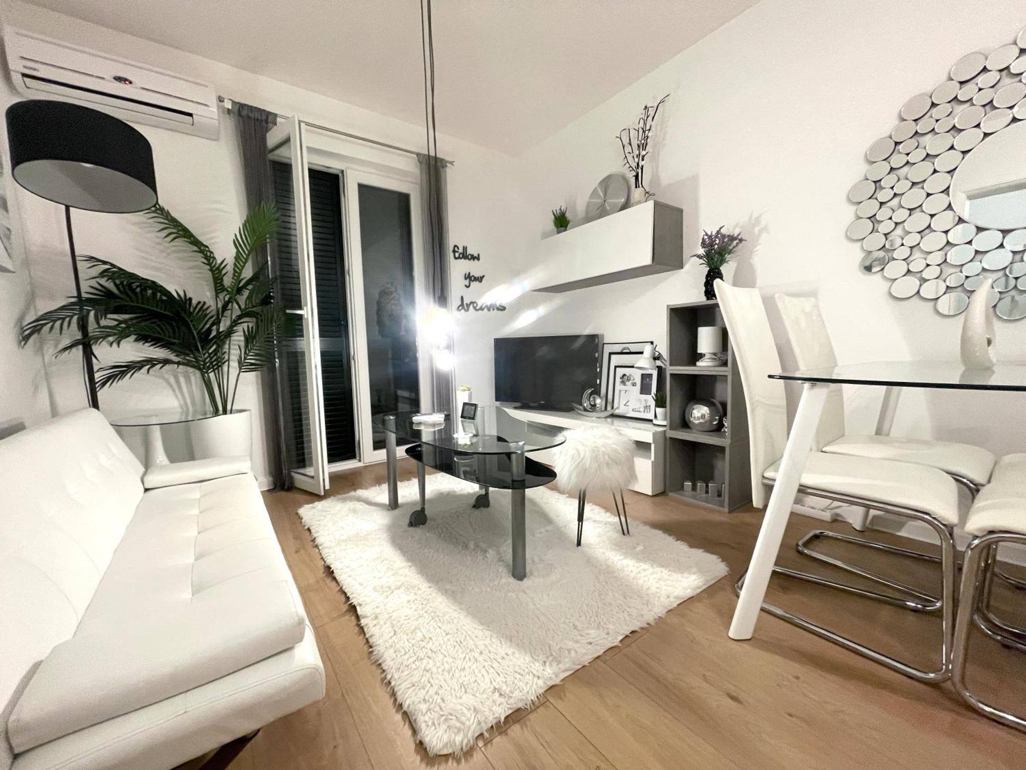 Apartment New Chic スペタル エクステリア 写真